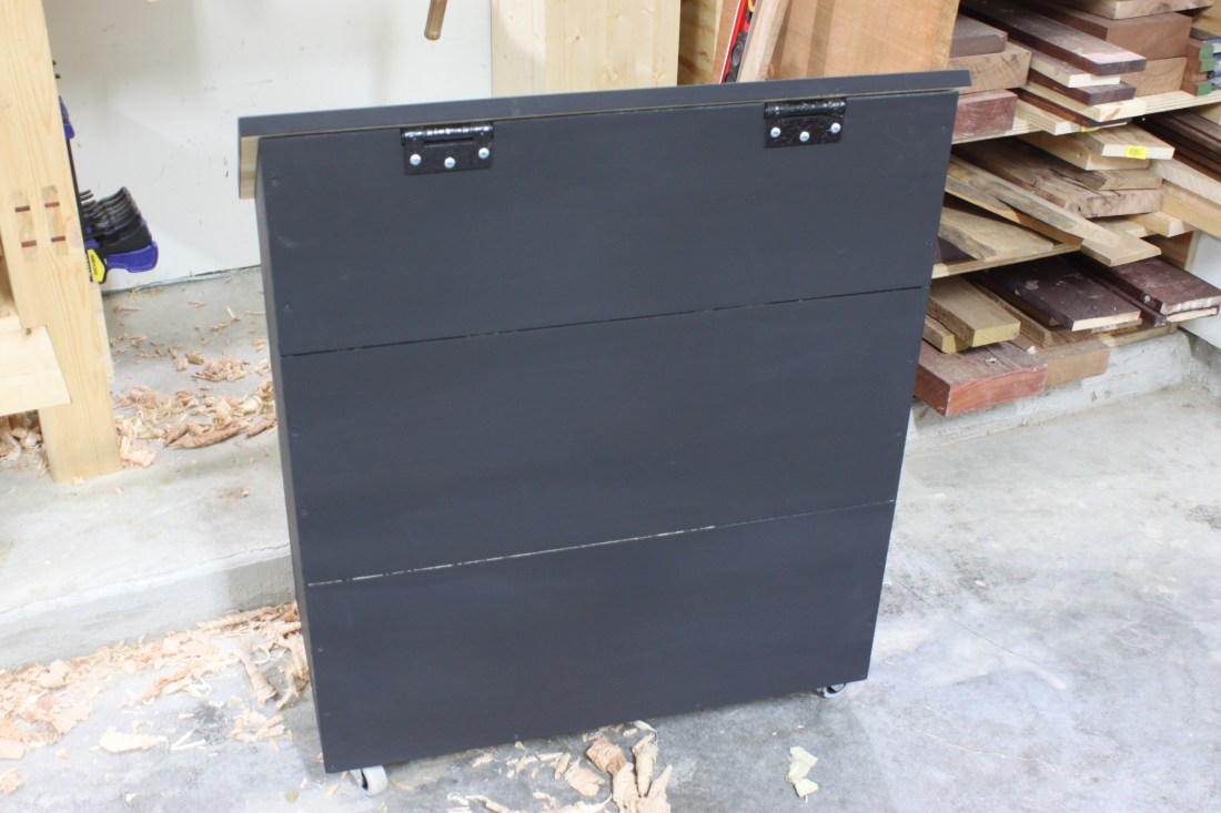dutch tool chest rear